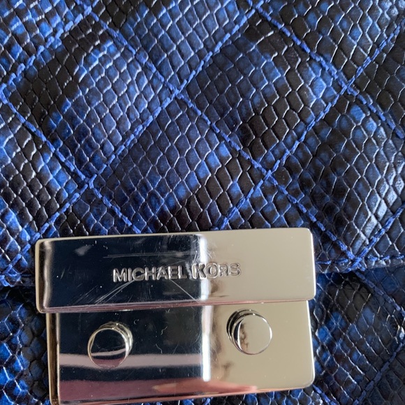 Michael Kors Sloan electric blue embossed leather - Picture 4 of 8